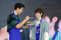 ซีพี แอ็กซ์ตร้า ผนึกกำลัง กรมการค้าภายใน นำทีม 'แม้ก-ณฐ' และ 'ติวเตอร์-ยิม' ชวนชิมผลไม้ไทย ในงาน "Thailand : The Land of Tropical Fruits 2026" ที่ "แม็คโคร-โลตัส"