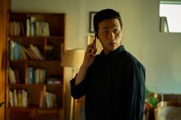 การแสดงเหนือชั้นของ 'พัค จองมิน' 2 บทบาท หนึ่งหน้าเดียว "The Ugly หน้าเกลียด" 20 พฤศจิกายน นี้