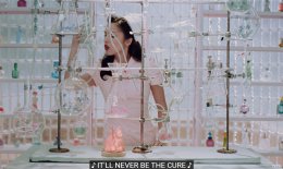Olivia Rodrigo ส่งเอ็มวีเพลงใหม่ "the cure" สวมบทพยาบาลสาวที่ต้องรับการเยียวยาหัวใจเสียเอง เปิดทางสู่อัลบั้มใหม่ you seem pretty sad for a girl so in love วันที่ 12 มิ.ย. นี้
