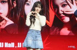 หนูมั่นใจค่ะ! tripleS เตรียมเสิร์ฟเพอร์ฟอร์แมนซ์สุดปังให้เหล่า WAV หลังเลือกไทยเปิดหัวเวิลด์ทัวร์ "tripleS Come True" งานนี้ 'ชีเสิร์ฟ' แน่นอน