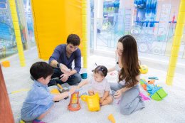 'กวินท์ - ปุ้มปุ้ย' จูงมือ 'น้องไซอัลบูล - น้องวานิลลา' ตะลุย Playland สุดฮิต เปิดจักรวาลความสนุก "Infinite Fun & Play 2026" ที่ศูนย์การค้าเซ็นทรัล