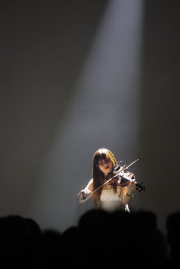 "กองไฟในเมืองใหญ่ครั้งที่ 3" คอนเสิร์ตอบอุ่นของ 'พาที' ที่โอบกอดผู้คนด้วยพลังแห่งมิตรภาพและเสียงเพลง