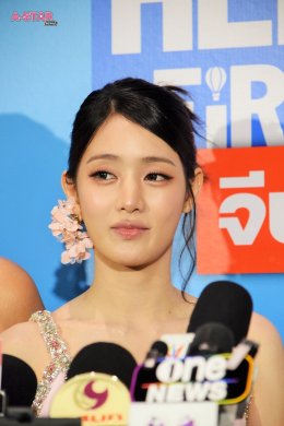 GDH ร่วมกับ Sony Pictures International Productions จัดงานกาล่าพรีเมียร์ "HENRYs First Dates จีบซ้ำซ้ำ เฮนรี่จำไม่ได้" 'ณเดชน์-มินนี่' นำทัพสายฮา 'ป๋ากิ๊ก-เบิ้ล-วิเวียน' การันตีความบันเทิง 