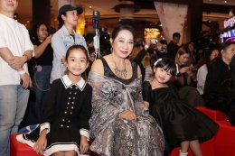 "โกสท์ ไลท์" ส่งท้ายปีสุดสยองขวัญ กับ "ข้างบ้าน" 4 ธันวาคมนี้