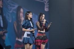 เสียงเชียร์ดังกระหึ่ม! "BNK48 & CGM48" โชว์คอนเสิร์ต แบทเทิลสุดมันส์! "แพนเค้ก BNK48" คว้าแชมป์เลือกตั้ง ทุบสถิติคะแนนโหวตมากที่สุดของ 48TH  