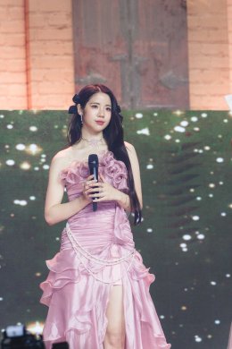 โชว์จัดเต็มทุกอารมณ์! คอนเสิร์ตจบการศึกษา BNK48 รุ่นที่ 3 "Once Upon a Time The Rabbit Were Born" เหล่ากระต่ายพร้อมเติบโตก้าวสู่เส้นทางใหม่