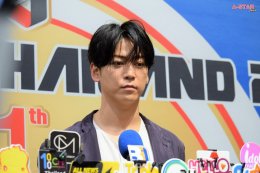 โฮ่งมากครับ! 'คาเมะ' ทำตกหลุมรักซ้ำแล้วซ้ำเล่ากับโมเมนต์สุดเฟรนด์ลี่ในงานแถลงข่าว KAZUYA KAMENASHI "TALK to ME Fan Meeting ASIA TOUR 2026 in Bangkok"