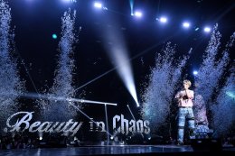 ดอกบัวชาบูบอสแจ! 'คิม แจจุง' สวมวิญญาณ Rock Star สุดเท่ เสิร์ฟเพอร์ฟอร์มสุดกร้าวใจพร้อมไลฟ์แบนด์ ใน "2025 KIM JAEJOONG ASIA TOUR CONCERT 'Beauty in Chaos' in BANGKOK"
