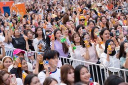 'จินวุค-ขุนพล-ฮาร์ท' แท็กทีมเสิร์ฟ "แฟนต้า" 10 บาท จัดเต็มความอร่อยซ่า โดนเส้น ชวนแฟนๆ ออกสเต็ปเพลง "10 บาทคับเฮีย" กลางสยาม!