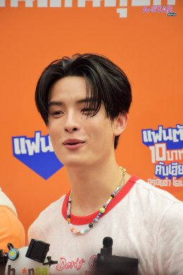 'จินวุค-ขุนพล-ฮาร์ท' แท็กทีมเสิร์ฟ "แฟนต้า" 10 บาท จัดเต็มความอร่อยซ่า โดนเส้น ชวนแฟนๆ ออกสเต็ปเพลง "10 บาทคับเฮีย" กลางสยาม!