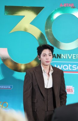 ฉลอง 30 ปี วัตสัน ประเทศไทย 'ซี-นุนิว' ควงคู่แท็กทีม! นำทัพซุปตาร์ เสิร์ฟโมเมนต์สุดฟินใน "30 ปีวัตสัน...เพื่อนที่อยู่ข้างคุณทุกโมเมนต์"