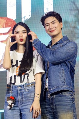 เปิดตัว "นากรักมาก ม๊ากมาก" ฮาสนั่น 'เท่ง-โหน่ง' รวมตัวแกง 'หม่ำ' ชุดใหญ่ 'ญดา-คริส' นำทีมสร้างตำนานรักม๊ากมาก ตลกม๊ากมาก