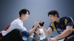 ครั้งแรก 4 หนุ่ม 'ธันเดอร์ - ณภัทร  ออกัส -วินวิน' กอดคอร้องซิงเกิ้ลสุดกวน "ทำทรง" เพลงของ คนขี้เก๊ก ที่กลัวจะตุยด้วยความรัก ใน ost. ซีรีส์ "บุพเพสันนิวาส"