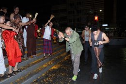 ปิดตำนานไตรภาค "ธี่หยด" อย่างยิ่งใหญ่ กับงาน "Instagram ธี่หยด3 RUN" รวมพลังแฟนหนัง ฉลองรายได้รวมในไทยต่างประเทศกว่า 2,000 ล้าน ก่อนเปิดปฐมบทใหม่ "สมิงเขาขวาง"