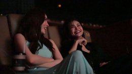 อิงฟ้า-ชาล็อต ยิ้มแล้ว กับบทสรุปที่ต้องเลือก หน้าที่หรือความรัก   ในกิจกรรม นทีร้อยเล่ห์ The Final Episode  ตบท้ายด้วยการจุ๊บถังแก๊ส ให้แฟนๆ ร้องกรี๊ด