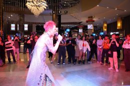 Soft Opening LOVE LIES BLEEDING รัก ร้าย ร้าย คึกคัก จีน กษิดิศ สวมมาดดีเจ เปิดฟลอร์ดิสโก้