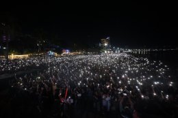 ไฟลุก! "PATTAYA COUNTDOWN 2026 MONOMAX" คืนที่สองเดือดทะลุปรอท ทัพศิลปินตัวท็อปจัดเต็มโชว์สุดพลัง นักท่องเที่ยวล้นหาด!