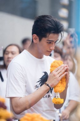 CHANGE2561 ถือฤกษ์งามยามดีจัดพิธีบวงสรวงเพื่อความเป็นสิริมงคล  สร้างปรากฏการณ์บอยเลิฟสู่ภารกิจเกินคาดเดาของ 8 หนุ่ม เคมีเคใจ 4 คู่ "THE CROW CLUB" อีกาสมาคม  พร้อมพาคนดูเปิดประตูสู่สมาคมลับ 18 กันยายนนี้