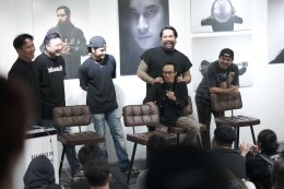 จากมือเบสสู่หลังเลนส์ 'บอม Retrospect' โชว์อีกบทบาทผ่านนิทรรศการภาพถ่าย Retrospect through FUJIFILM