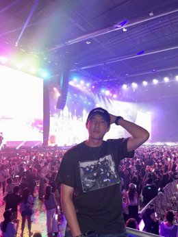 บอสมาไทยต้องไปเชียร์! 'มาร์ช-ยูโด-วิคเตอร์' ยกทีมซัพพอร์ต 'โคจิ Snow Man' ติดขอบเวที สุดปลื้ม ได้กำลังใจดีๆ เสิร์ฟน้ำมะพร้าวฉ่ำๆ