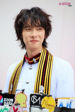 หล่อเก่งครบเครื่องบัณฑิตป้ายแดง พูห์ กฤติน  ภูมิใจคว้าปริญญาตรีคณะวิศวกรรมศาสตร์ สาขา Robotics & AI: วิศวกรรมหุ่นยนต์และปัญญาประดิษฐ์ จากจุฬาลงกรณ์มหาวิทยาลัย  ได้สำเร็จด้วยเกรดเฉลี่ย 3.27