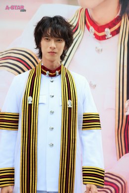 หล่อเก่งครบเครื่องบัณฑิตป้ายแดง พูห์ กฤติน  ภูมิใจคว้าปริญญาตรีคณะวิศวกรรมศาสตร์ สาขา Robotics & AI: วิศวกรรมหุ่นยนต์และปัญญาประดิษฐ์ จากจุฬาลงกรณ์มหาวิทยาลัย  ได้สำเร็จด้วยเกรดเฉลี่ย 3.27