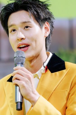 บิวกิ้น-พุฒิพงศ์ เสิร์ฟโมเมนต์สุดพิเศษ ฉลองเปิดยิ่งใหญ่ "เซ็นทรัล นอร์ทวิลล์" Longevity Destination แห่งแรกของไทย 