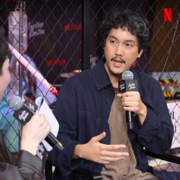 'หมาก-ณิชา' นำทีมฝ่าซอมบี้คลั่งกลางกรุง ในงานแถลงข่าวภาพยนตร์แอ็คชั่นซอมบี้ "ปากกัด ตีนถีบ" รับชมได้พร้อมกันทั่วโลก 9 กรกฎาคมนี้ ที่ Netflix เท่านั้น