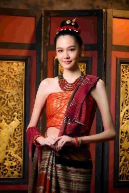 สะเทือนวังหลวง! เมื่อสาวนอกกรอบต้องรบเพื่อรัก พร้อมปะทะเล่ห์เหลี่ยมสตรีสูงศักดิ์ ใน "มเหสีน้อย" 26 ก.พ. นี้ทาง ทรูวิชั่นส์ นาว