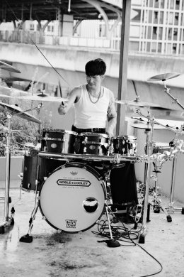 พอทีน้ำตา! Make-up Gain ตอกกลับความรักที่หลอกลวงในซิงเกิลใหม่ "ไม่มีที่ยืน (No More Tear)" ได้ 'สุ่ม' วง CLASH ร่วมฟีท