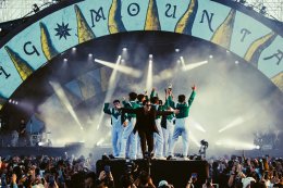 Slot Machine เปิดเวที FERRIS WHEEL STAGE  ใน Big Mountain ด้วยโชว์สุดพิเศษ!! คอลแลปวงโยธวาทิตโรงเรียนสามเสนวิทยาลัย  33 ชีวิต สร้างโมเมนต์ทัชใจผู้ชม