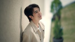 ว้าวมาก! "ฟลุ้ค ณธัช" โชว์น้ำเสียงสุดละมุน ถ่ายทอดอารมณ์ลึกซึ้ง "คิดถึงอยู่เลย" เวอร์ชันพิเศษ