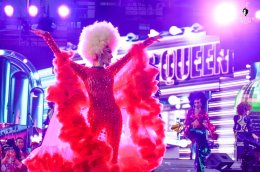 'อลิสา พันธุศักดิ์ คุนผลิน' แห่งทิฟฟานี่โชว์ พัทยา คว้ารางวัล "Pride Value of CEO" บนเวที Bangkok Pride Awards 2025 ตอกย้ำบทบาทผู้นำในการสนับสนุนความหลากหลายทางเพศ