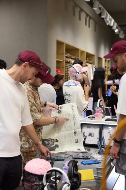 Drop แรกก็เอาเรื่อง Nothing x CARNIVAL สร้างปรากฏการณ์ใหม่ใจกลางสยาม สายไวได้ก่อน Phone (4a) Series และ Headphone (a) พร้อมขยายเวลา Limited Drop เพิ่มอีก 1 วัน ในวันที่ 3 เม.ย. นี้ เวลา 11:00  20:00 น. 