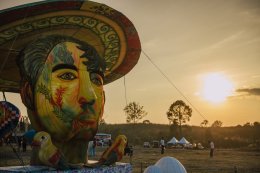 เบิ้ล ปทุมราช ทุ่มสุดตัว ทำอำนาจเจริญเงินสะพัดมหาศาล! จากการจัดงาน "มหาอำนาจ เฟสติวัล" ผู้ร่วมงานรวมกว่า 20,000 คน