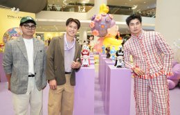 ไอคอนสยาม และ Bennovo Studio จับมือสร้างแรงบันดาลใจให้กับทุกช่วงวัยใน "MAMA KAKA Solo Exhibition: The Beauty of Growing Old" นิทรรศการเดี่ยวคุณย่าสุดเปรี้ยว วันนี้ - 6 พฤษภาคม 2569 ณ วัฒนา ฮอลล์ ชั้น 3