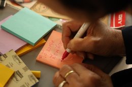 อบอุ่นหัวใจวัยเก๋า 'อาม่าแต๋ว - ป้าเนาว์ - อังเคิลอั๊ต' รวมตัวแชร์บทเรียนชีวิต ส่งต่อพลังใจ ในกิจกรรม "รุ่นใหญ่ไฟกะพริบ"