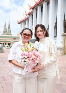 อิ่มบุญสุขใจ! "ติ๊ก กัญญารัตน์" นำทัพนักแสดง "NorthStar Entertainment" ทำบุญเนื่องในวันคล้ายวันเกิด ท่ามกลางบรรยากาศสุดอบอุ่น