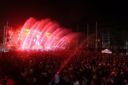 All-time high 15 ล้านคนสงกรานต์เซ็นทรัลทั่วไทย! กระหึ่มแลนด์มาร์กเฟสทีฟระดับโลก 