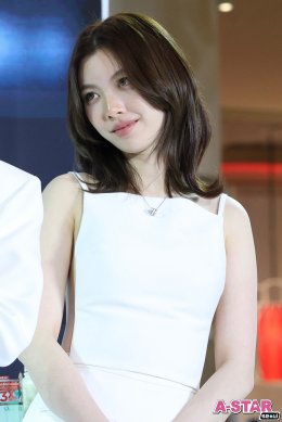 "สมูทอี" เปิดตัว หลิง-ออม ร่วมสร้างปรากฎการณ์ผิวใหม่ ชูนวัตกรรม #สกินแคร์คนเป็นสิว จาก "เบบี้ เฟซ" สู่ "เบบี้ เฟียส"