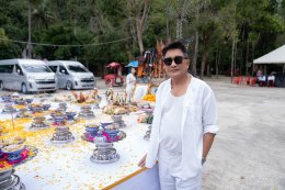 ภาพยนตร์ "สรรพลี้หวน" เปิดตัวสุดยิ่งใหญ่! ค่าย "มูฟวี่ สตูดิโอวีไอพี" จับมือ "เอกชัย ศรีวิชัย" นำทัพนักแสดงบวงสรวง-จัดคอนเสิร์ตเปิดตัว ณ วัดเขาน้อย นครศรีฯ