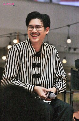 Netflix เปิดตัวซีรีส์ "สาธุ ๒" จัดใหญ่ "สาธุแฟร์" เชิญชวนเหล่ากัลยาณมิจ ร่วมเมกะโปรเจ็กต์ฟอกบุญครั้งใหม่ที่เดิมพันด้วยชีวิต พร้อมสั่นสะเทือนวงการศรัทธาและเครือข่ายอำนาจท้องถิ่นแล้ว 4 ธันวาคมนี้ที่ Netflix เท่านั้น!