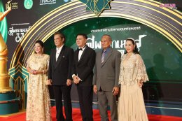 สีสันพรมแดง สุพรรณหงส์ครั้งที่ 33 ประจำปี 2567 คนบันเทิงรุ่นใหญ่-รุ่นเล็กยกทัพเช็คอินร่วมงานคึกคัก