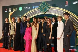 สีสันพรมแดง สุพรรณหงส์ครั้งที่ 33 ประจำปี 2567 คนบันเทิงรุ่นใหญ่-รุ่นเล็กยกทัพเช็คอินร่วมงานคึกคัก