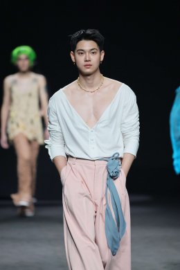 รวมตัวสุดปัง! ชมพู่-อารยา นำทัพเหล่าแฟชั่นไอคอนเช็คอินรันเวย์ "ELLE FASHION WEEK 2025" ฉลองครบรอบ 80 ปี สะท้อนพลังแห่งชีวิตและแฟชั่นอนาคต