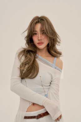 อบอุ่น ละมุนหัวใจ 'LADIIPRANG' ส่งซิงเกิล "อย่าไปรักใครอีกนะ (No Other One)" เพลงของคนที่ตั้งใจรักทุกครั้งที่รัก