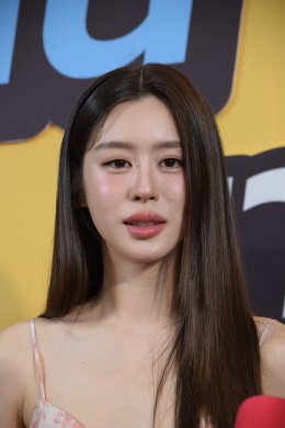 'อุ้ม - แบม' มอบความสุข&ชวนแฟนๆ ร่วมกินช้อปกันที่งาน "แจ๋วแซ่บเฟ่อร์"