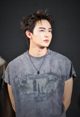 Crocs สร้างปรากฏการณ์ครั้งยิ่งใหญ่! นำเสนอ 3 ดีไซน์ไอคอนิก พร้อมดึง 'BUS because of you i shine' นั่งแท่นแบรนด์แอมบาสเดอร์กลุ่มแรกในไทย แท็กทีมเสิร์ฟลุคเท่ในงาน CROCBAND TAKES THE STAGE!