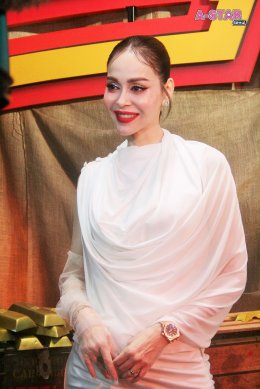 อั๊ยยะลังก๊ะ! Netflix ยกรถไฟเมืองคอนมาไว้กลางเมืองกรุง ชวนตีตั๋วเที่ยวแรกสู่อภิมหาภาพยนตร์ครบรส "เขาชุมทอง คะนองชุมโจร" พร้อมระเบิดภูเขาเผากระท่อม 21 สิงหาคมนี้ที่ Netflix เท่านั้น!