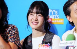 เดทแรกเล่นใหญ่! 'ณเดชน์-มินนี่' ชวนขึ้นบอลลูน! GDH ผนึกกำลัง Sony Pictures International Productions จัดงานแถลงข่าวหนัง "HENRY's First Dates จีบซ้ำซ้ำ เฮนรี่จำไม่ได้" (17 กันยายน ในโรงภาพยนตร์)